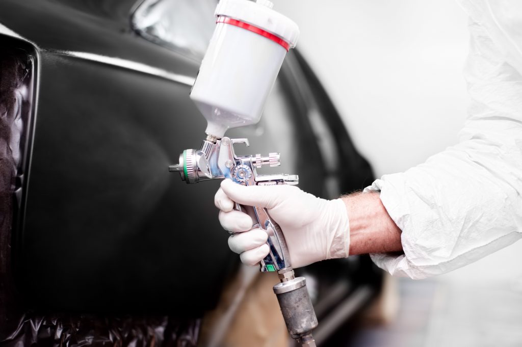 Hinzman Auto Repair & Refinish offers automobile painting services in Elkins, WV
